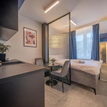 Apartamento Zurawia Mini By Sofija Varsóvia