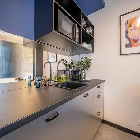 Zurawia Mini By Sofija شقة