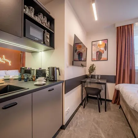 Apartment Zurawia Mini By Sofija Warsaw